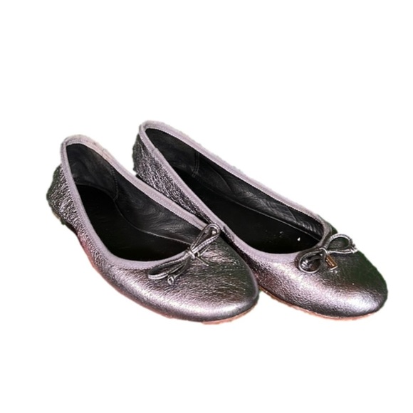 COACH Metallic Dark Silver Flats with Bow 5 B - Picture 6 of 9